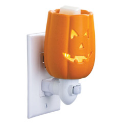 Jack O Lantern pluggable warmer